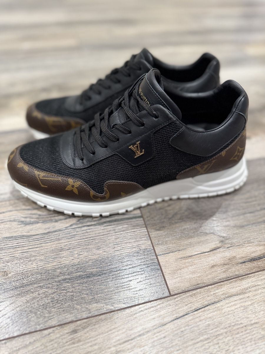 Louis Vuitton Scarpe da uomo: Louis Vuitton Sneaker Trainer Grösse 7.5 Leder Monogramm Som – Usato da Sursee venduto da Gabriel28 1