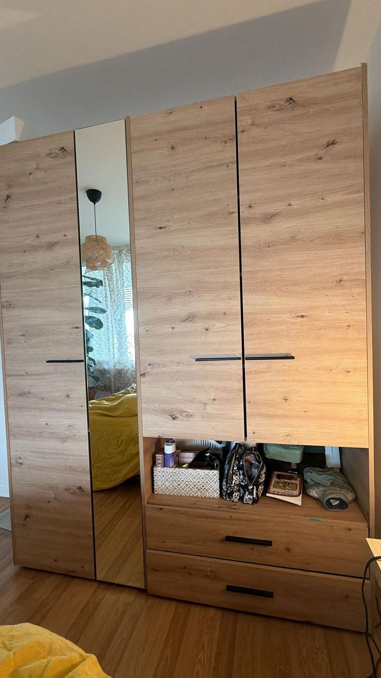 Conforama Armadi: Modern Wardrobe  – Usato da Olten venduto da pan_l2rt