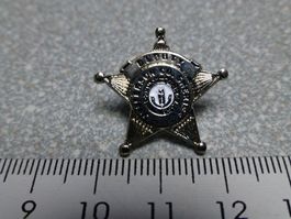 PIN PINS POLIZEI POLICE POLIZIA USA Sheriff Stern Abzeichen