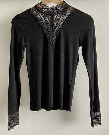 ONLY Langarmshirt mit Spitze XS