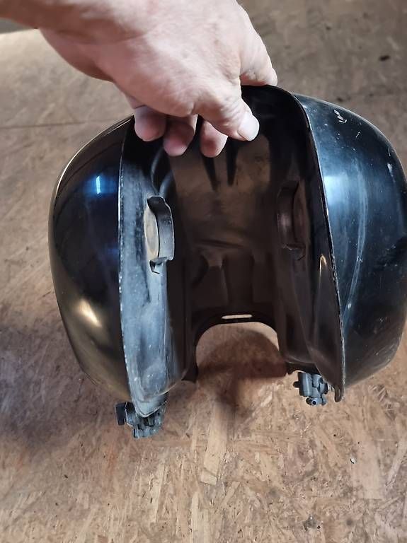 Accessori per altri veicoli: Tank XV 750 SE.  19 – Usato da Aedermannsdorf venduto da Automarkt 2