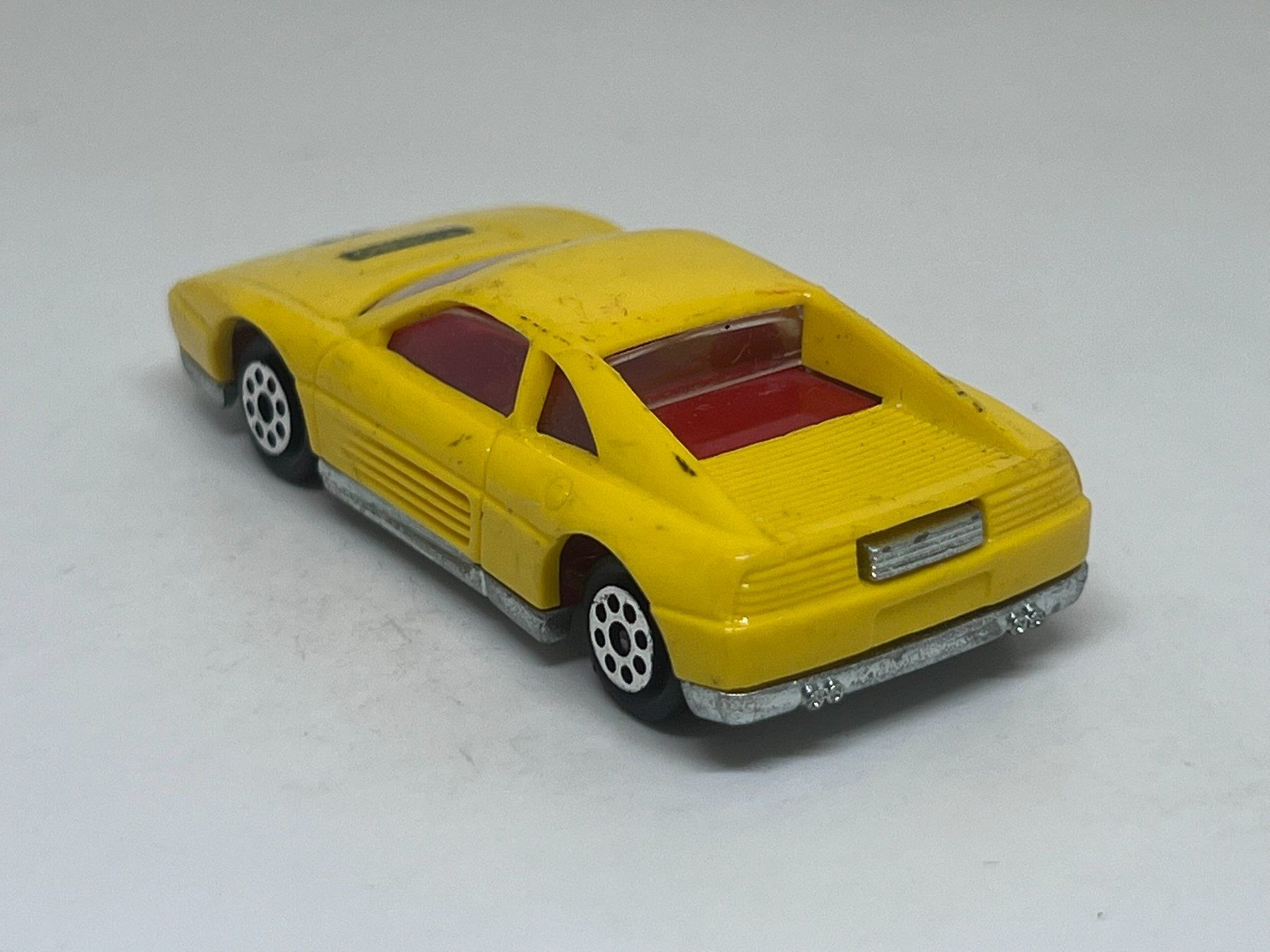Modellini d'auto: NOVACAR Ferrari Testarossa #689 – Usato da Wildegg venduto da LaaBoutique 2