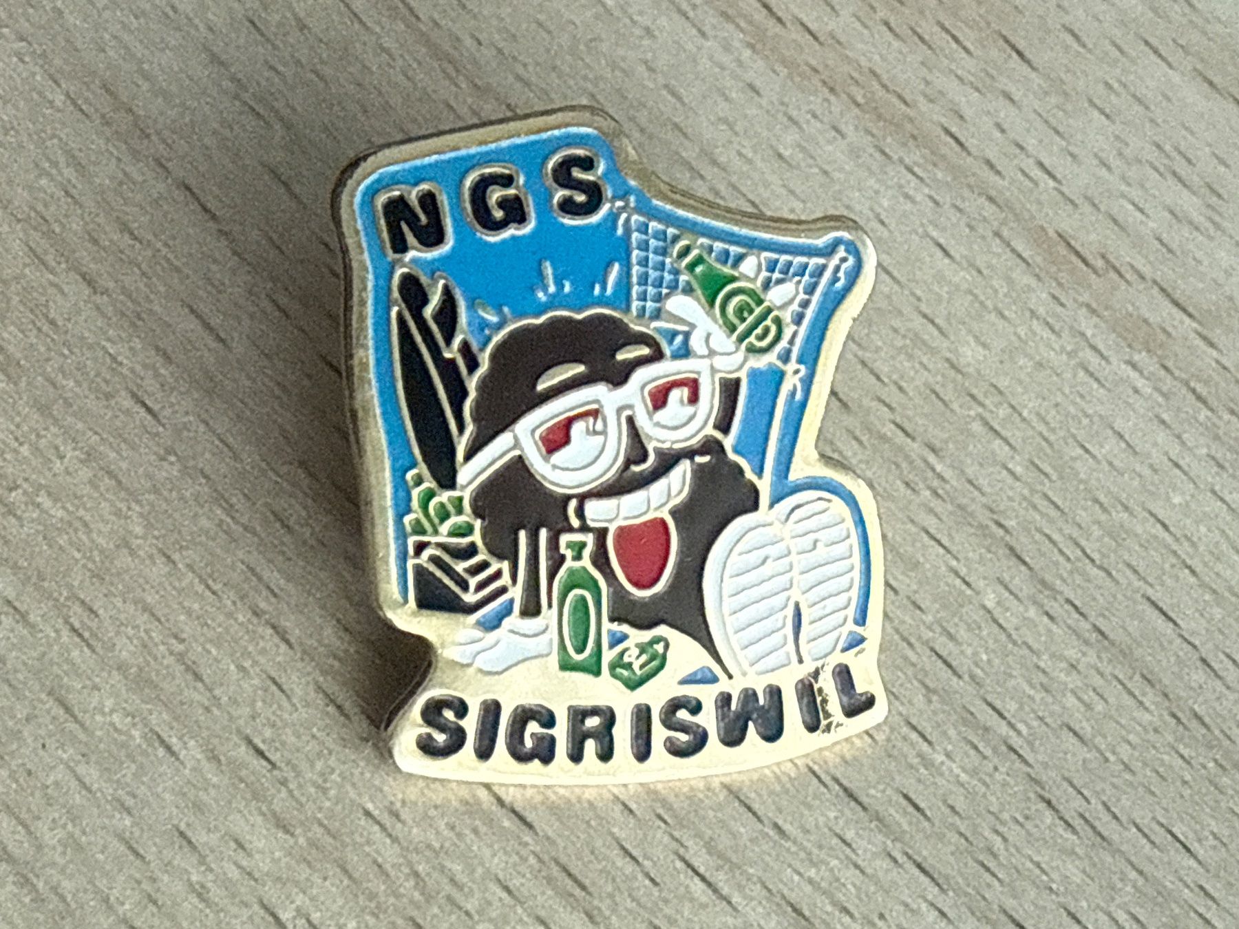 Plaquettes & Badges: Pin NGS Sigriswil – D'occasion à Glattbrugg par Schweigmatt