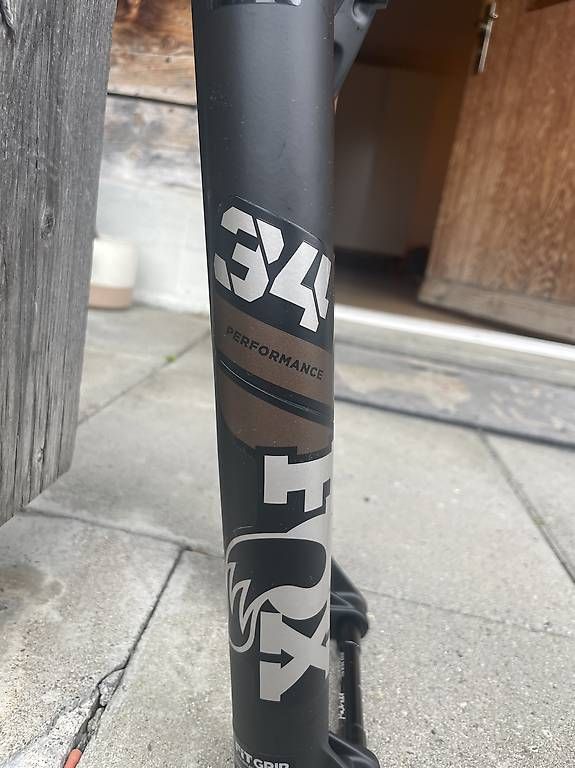 Pezzi di ricambio: Gabel Fox 34 Boost – Usato da Spiez venduto da inf_rhk7 1