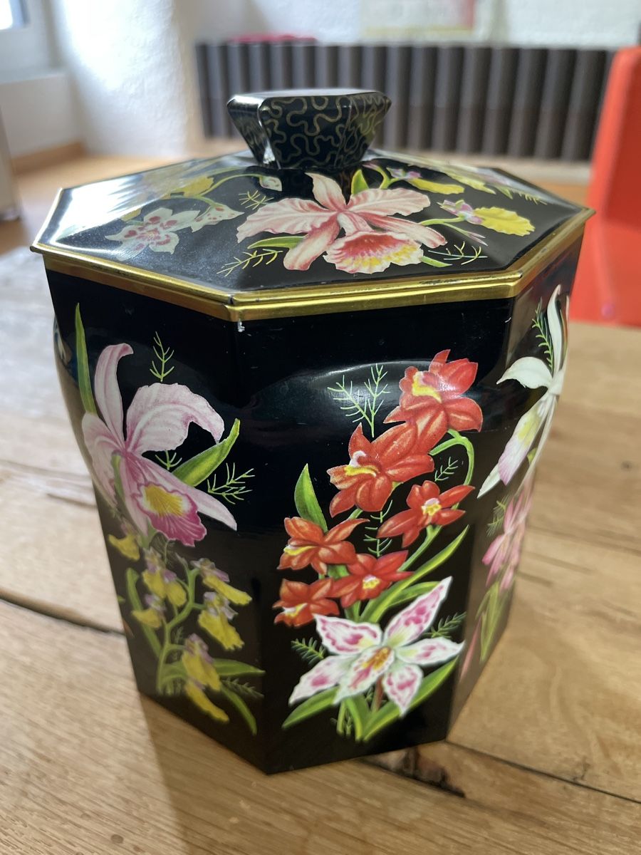 Dosen: Antike Blechdose mit Blumenmotiv für Tee oder Kaffee – Gebraucht aus Winterthur von cheerio97 3