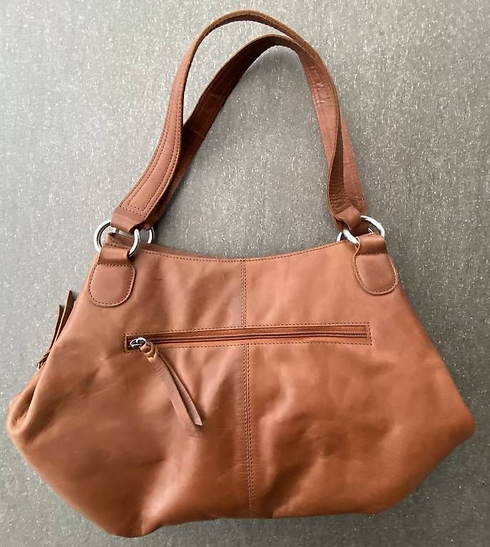 Borse da donna: LEDER Handtasche DELLA MAE braun – Usato da Aedermannsdorf venduto da Paula_anja 1