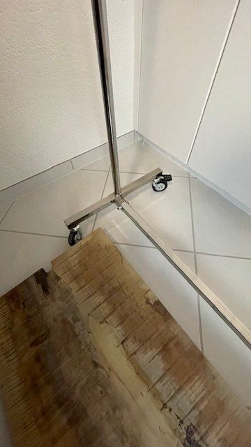 Sonstige Dekorationen & Accessoires: Kleiderständer Metall rollbar – Neu (gemäss Beschreibung) aus Kleinlützel von Barbies_Boutique 5