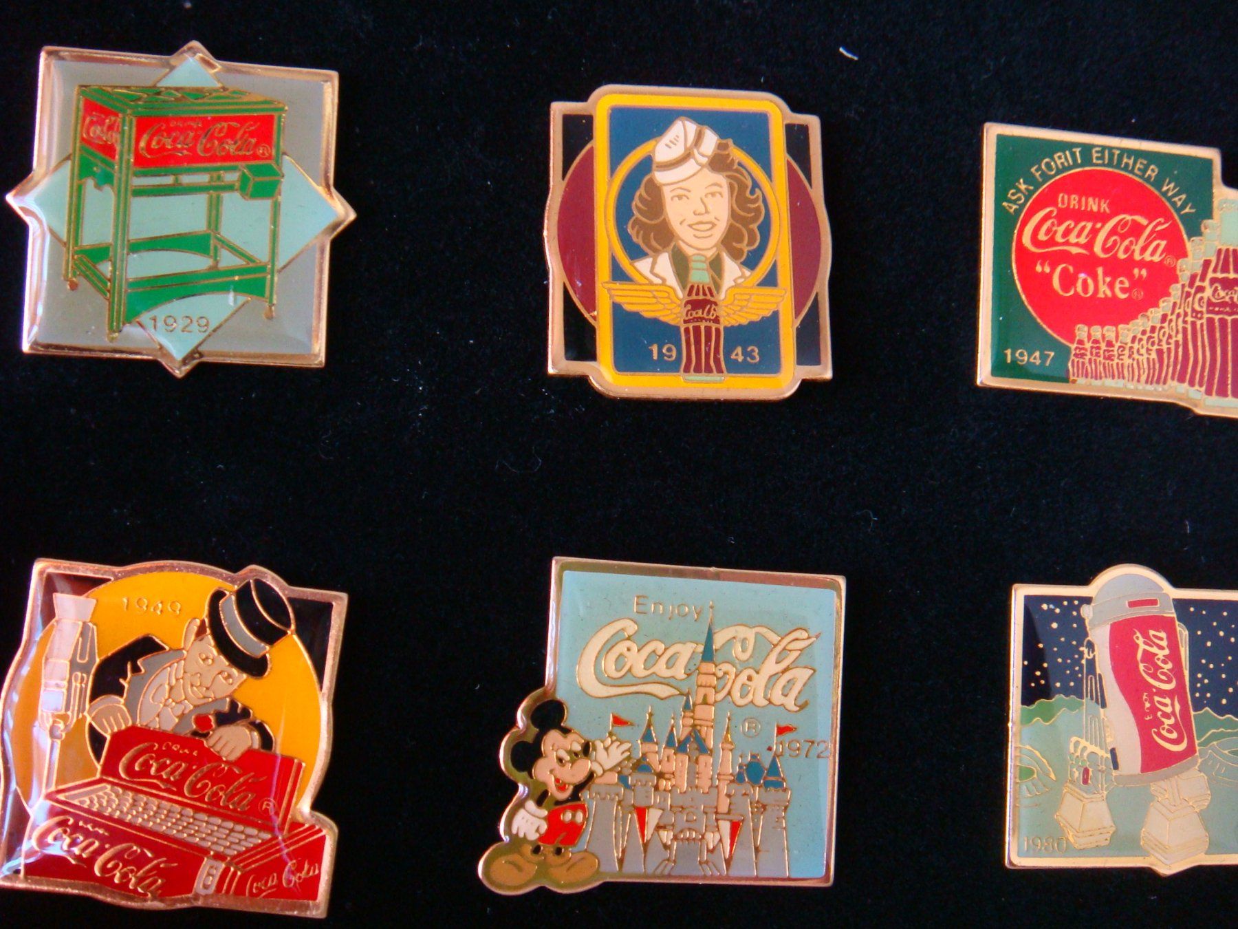 Coca-Cola Placchette & Badge: Pins Coca-Cola vintage – Usato da sugiez venduto da Svicente 1
