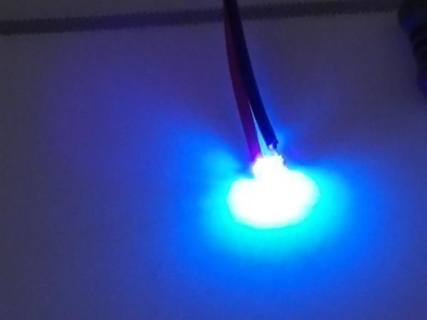 Componenti elettronici: LED SMD 0603 verkabelt, purple – Nuovo (secondo la descrizione) da Luzern venduto da Salefactory