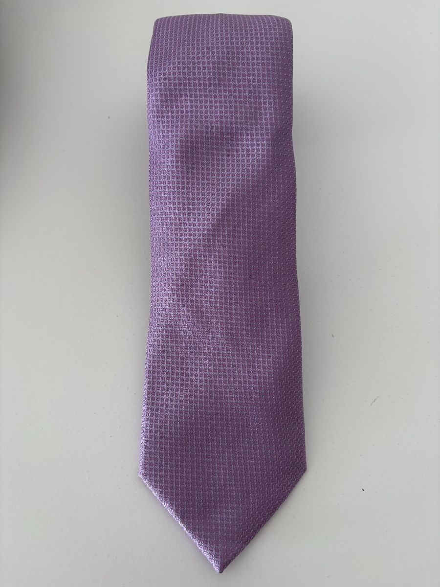 Hugo Boss Cravatte: Hugo Boss Silk Tie - Men's Designer Accessory – Usato da Obbürgen venduto da cla_x9h6