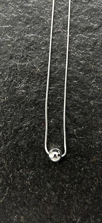 Catenine: Neuwertige Halskette von Esprit – Usato da Scheuren venduto da tan_w6cx