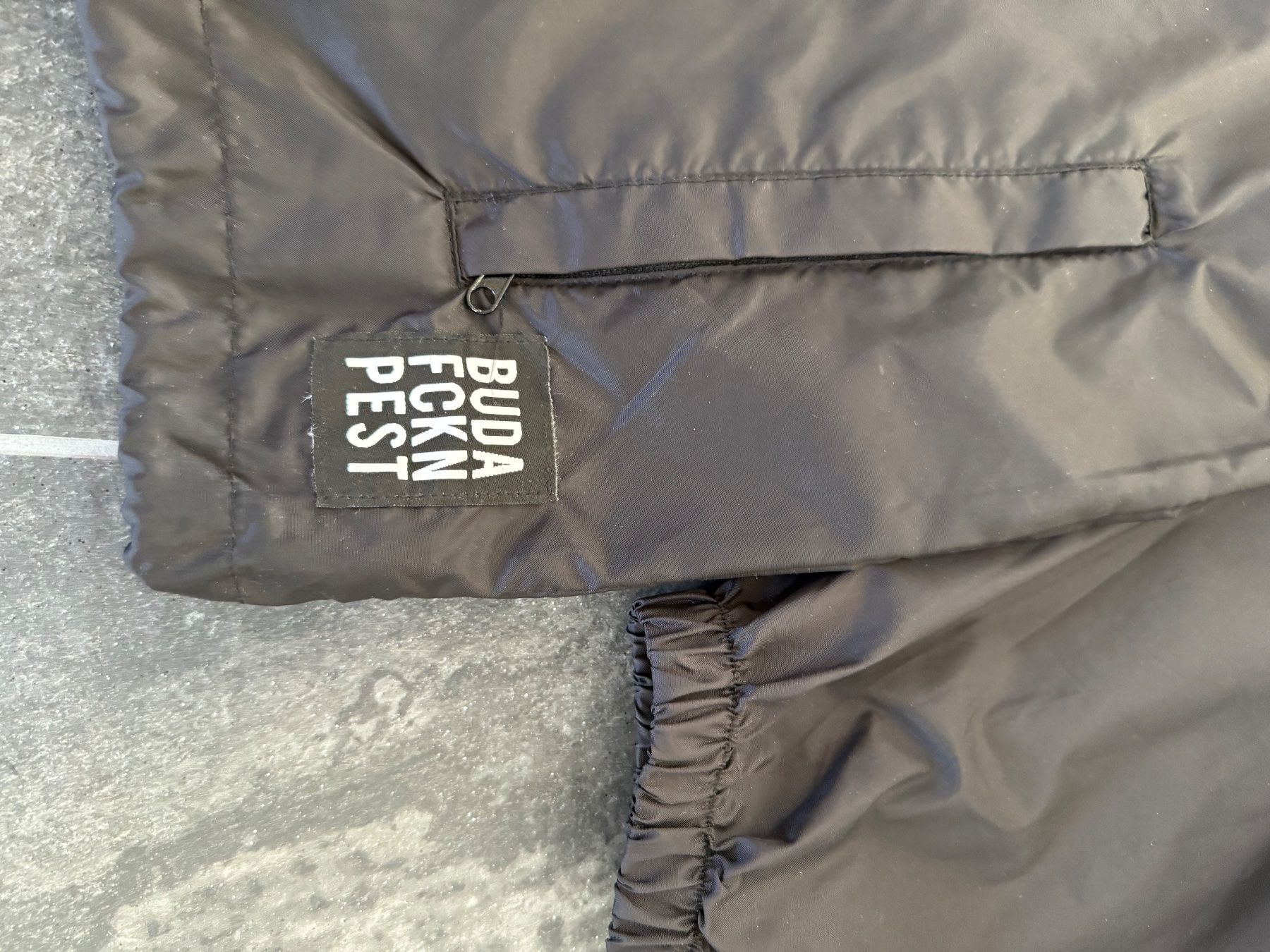 Giacche: BUDAFCKNPEST WINDBREAKER JACKET BLACK SIZE M – Usato da Stadel venduto da silentjelly 1