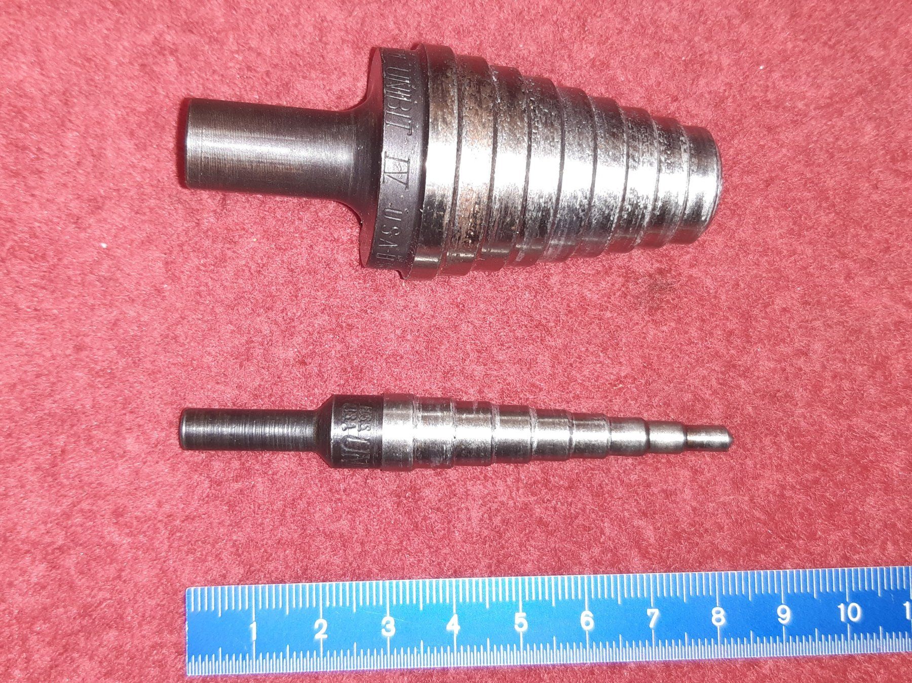 Tous les outils: 2 Stück Stufenbohrer - Set! – D'occasion à Lohn-Ammannsegg par Molch7 5