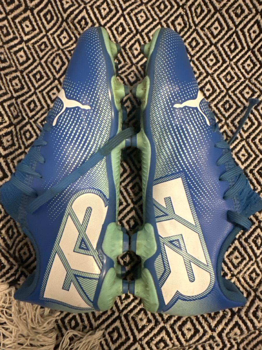 Puma Scarpe da uomo: Fussballschuhe Puma Grösse 37 gebraucht – Usato da Pratteln venduto da milisandra 4