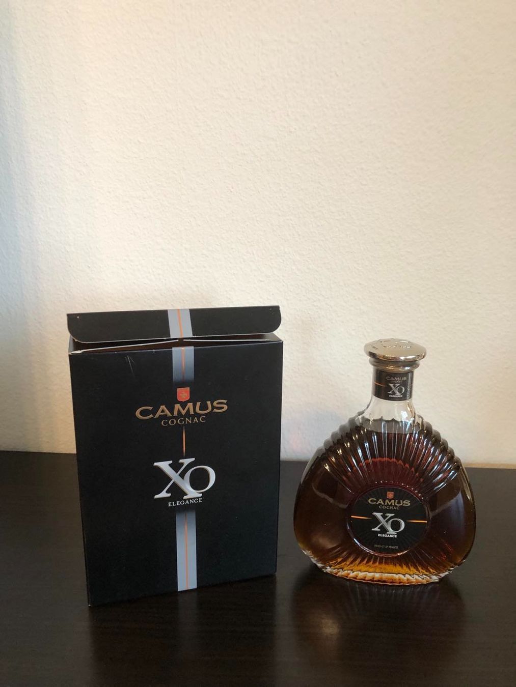 Camus Spirituosen: COGNAC CAMUS XO ELEGANCE – Neu und originalverpackt aus Münchenstein von weinundspirituosen