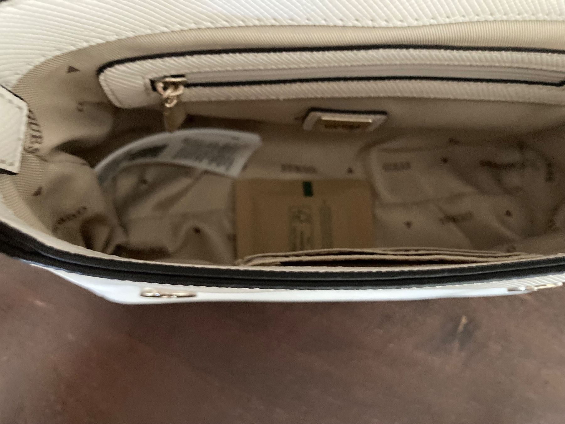 Guess Borse da donna: Handtasche GUESS – Nuovo (secondo la descrizione) da Thalwil venduto da Anahi 2