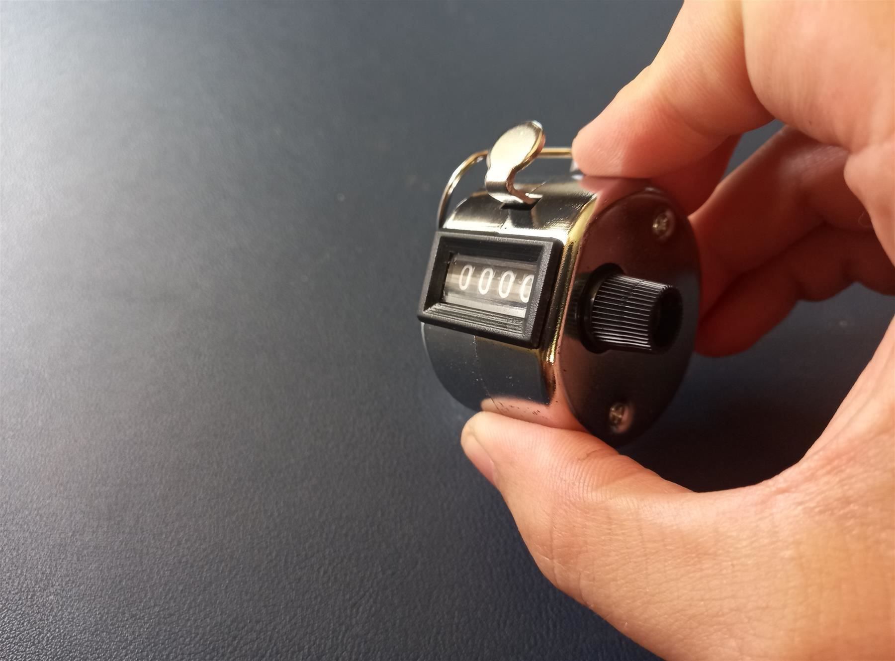 Tutti gli attrezzi: 4x Klick-Zähler - Compteur à clic – Nuovo e nell'imballaggio originale da Lausanne venduto da novastoris 2