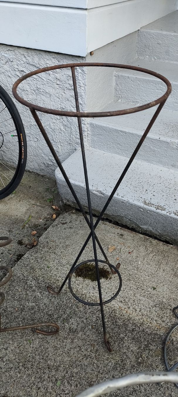 Altro per la casa: Pflanzenständer Metall Set 5 Stck. gebraucht – Usato da Zürich venduto da Prisscess 1