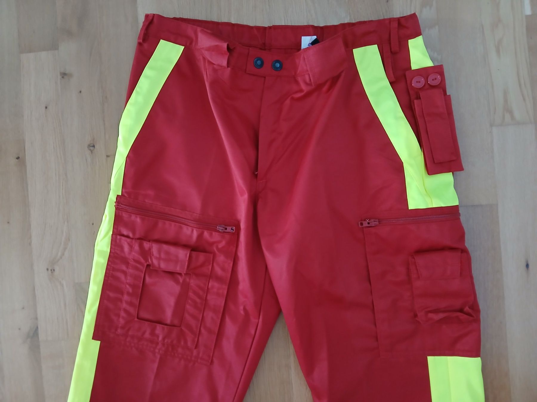Pantalons: Arbeitshose Rettungsdienst Gr.52 – D'occasion à Reiden par mja_2bsk 1