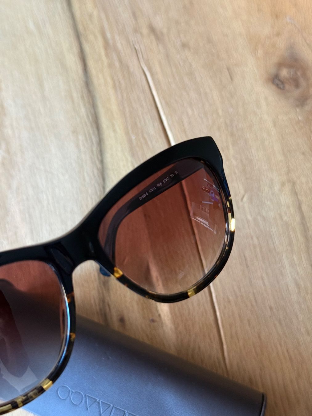Occhiali & Lenti: Oliver Peoples Sunglasses – Usato da Zürich venduto da Larazade 1