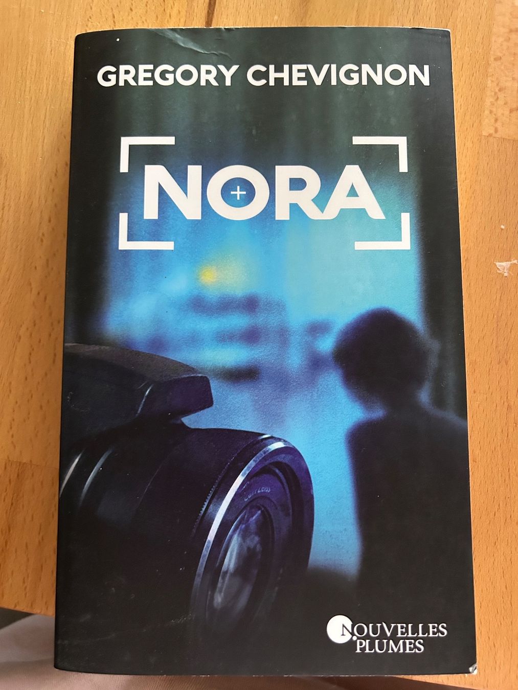 Libri: Nora - Gregory Chevignon – Usato da Reconvilier venduto da Panda90