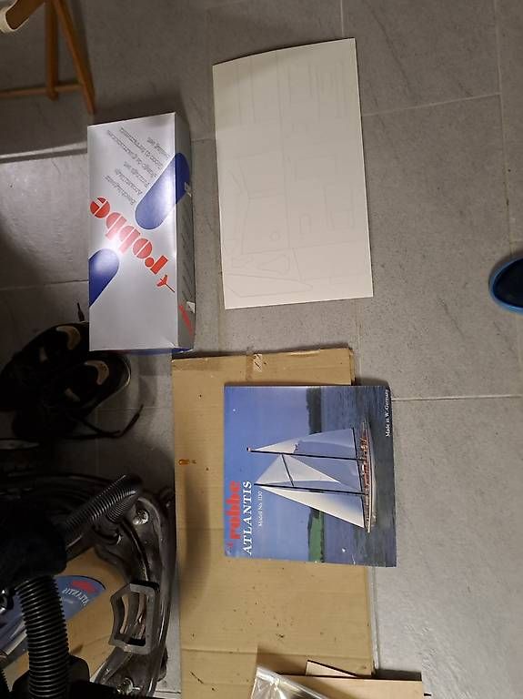RC Kits de montage: Robbe Atlantis – D'occasion à Villarepos par Scheibler2 1