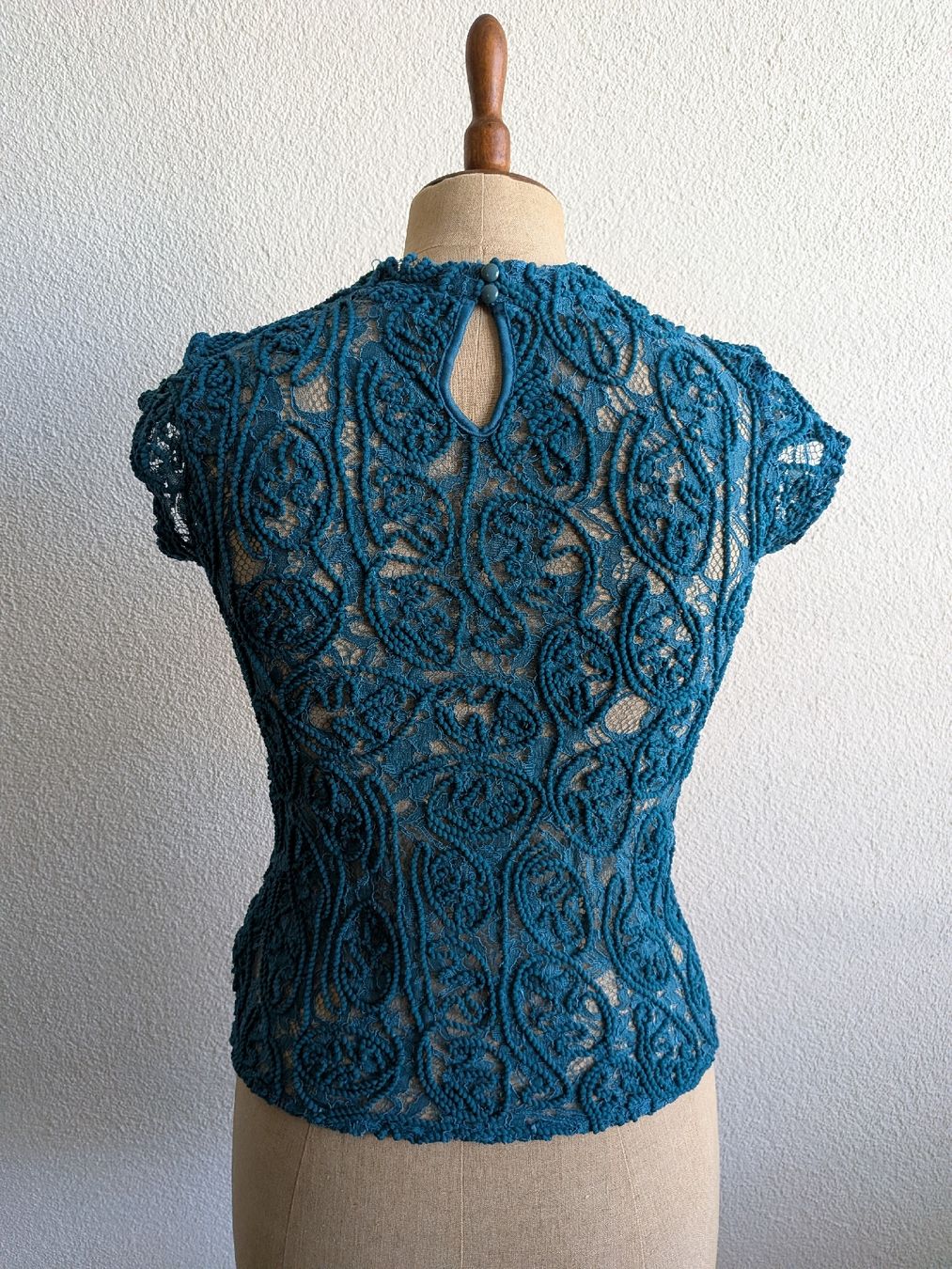 Top: Damen Top petrol mit Spitze  – Usato da Lachen SZ venduto da joa_rf9n 1