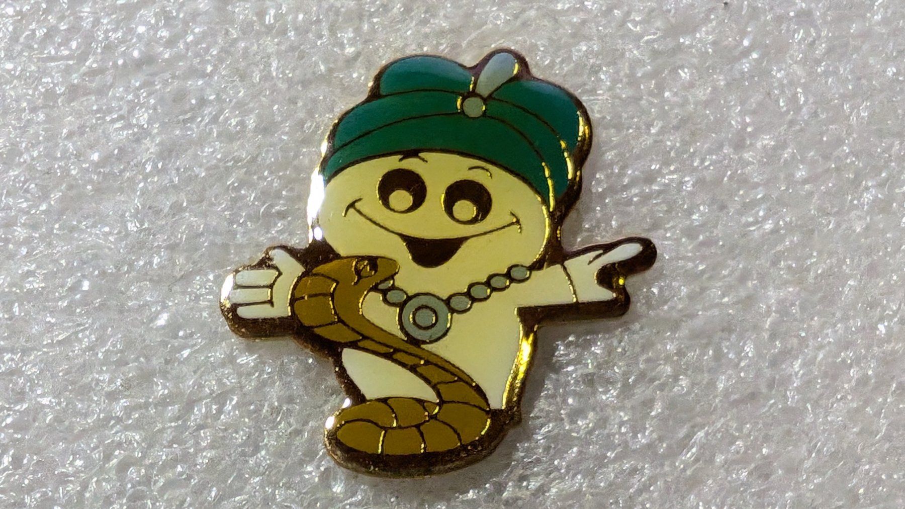 Placchette & Badge: Ansteckpin 175: Maga Bio – Usato da Oppligen venduto da Pin-Fall-Shop