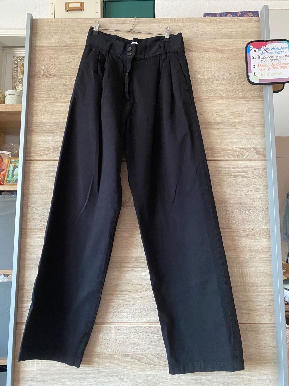 Pull&Bear Jeans: Jeans flare noir – D'occasion à Montreux par Izapeche811
