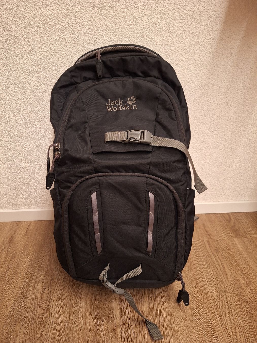 Jack Wolfskin Zaini: Kamerarucksack Jack Wolfskin – Usato da Bennau venduto da van_xnq2 1