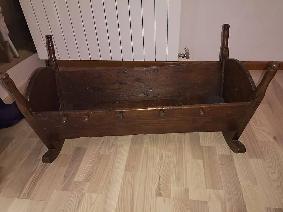 Betten: Berceau ancien – Gebraucht aus St-Séverin von nanou00