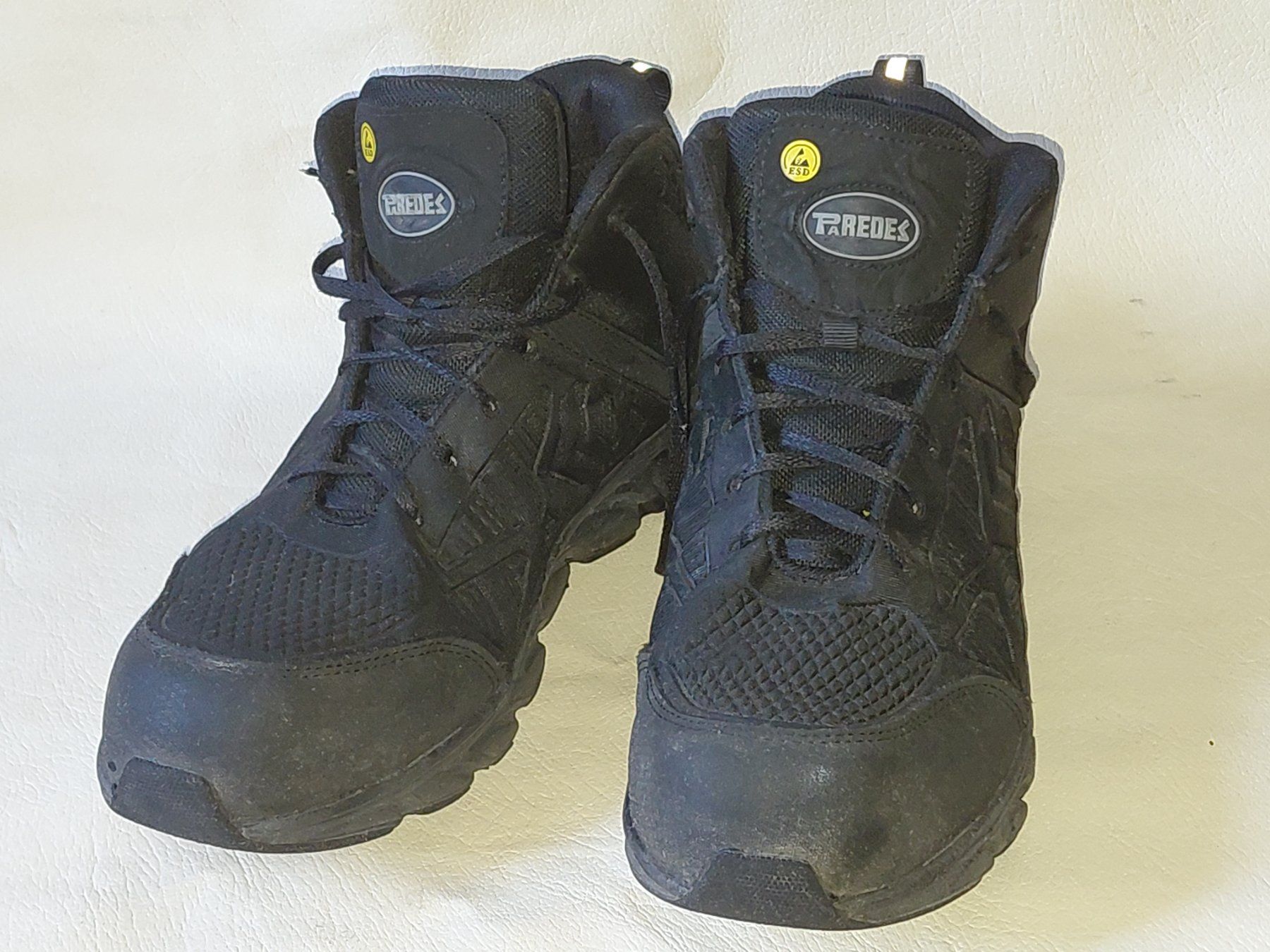 Scarpe da uomo: PAREDES GR.44 TOP SICHERHEITSCHUHE – Usato da Bern venduto da wau68