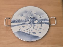 Antike Tortenplatte Porzellan mit Griffen Winter Motiv