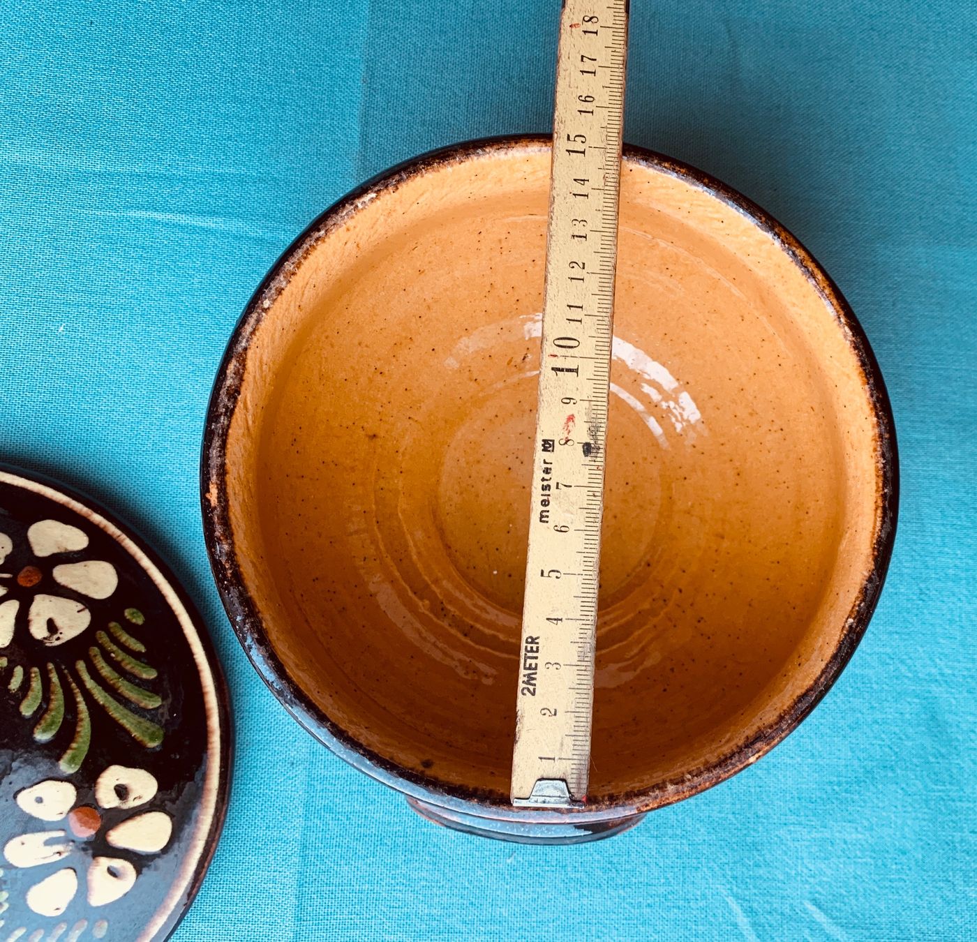 Schalen: Vintage Servierschale mit Deckel, Keramik – Gebraucht aus Bern von Flora.Sonea 8