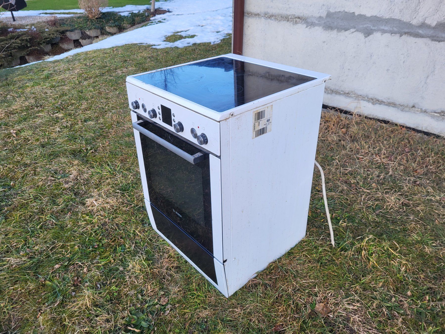 Elettrodomestici da cucina: Elektrokochherd Bosch mit Backofen Herd – Usato da Weissbad venduto da Milan041