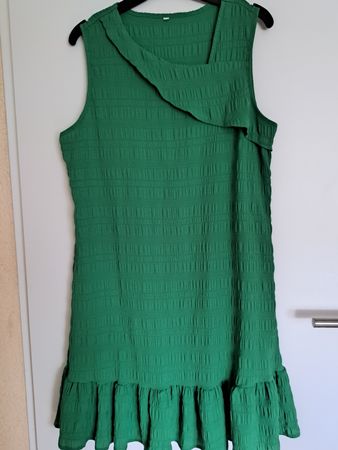 Sommerkleid grün Gr.42- 44 luftig bequem Volant