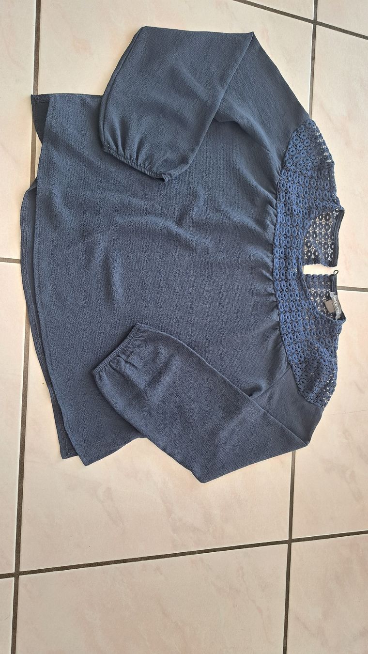 Camicette, T-shirt & Top: haut neuf S – Nuovo e nell'imballaggio originale da RIAZ venduto da Betty012