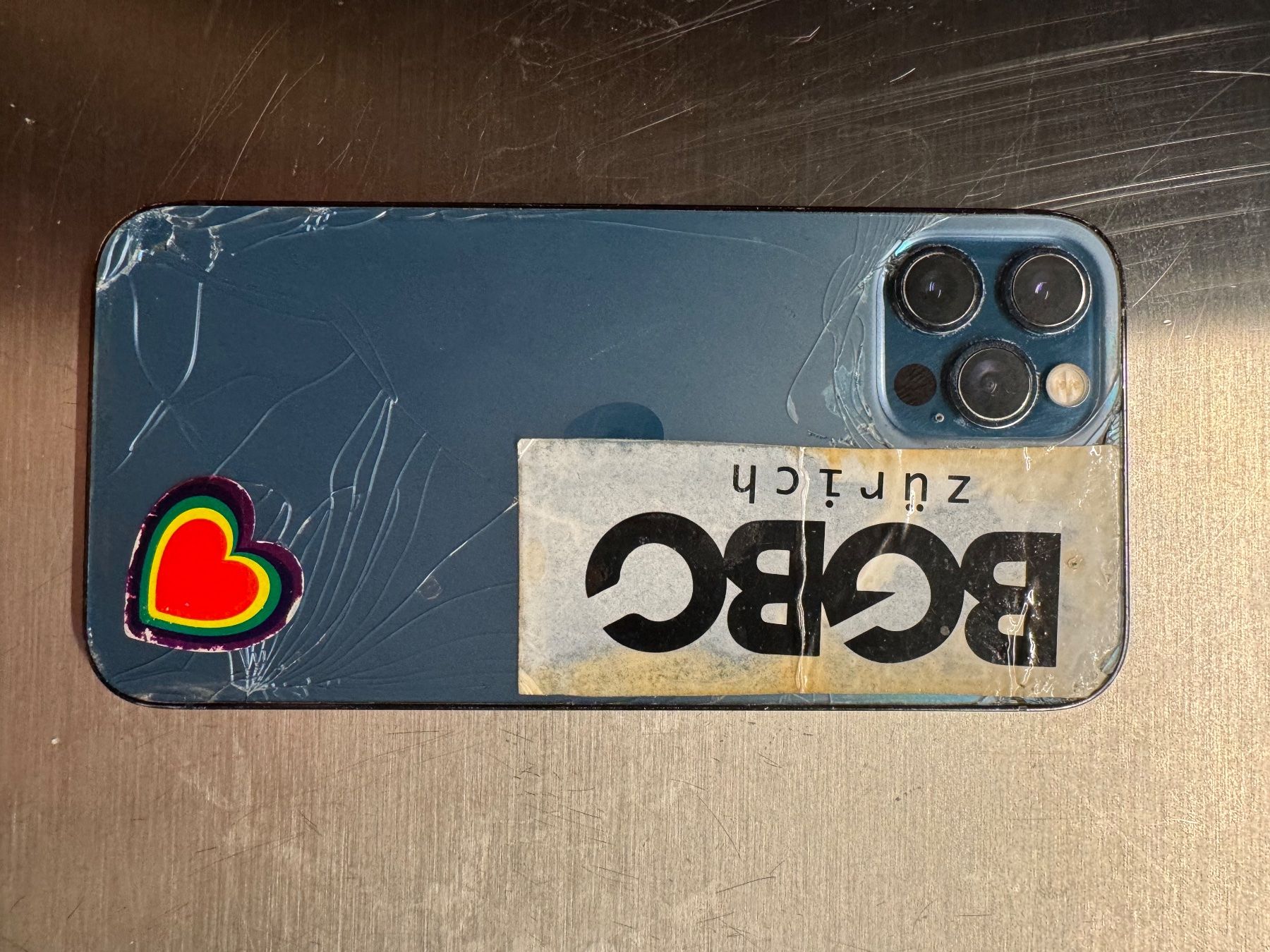 Apple Portables: iPhone 12 Pro 256GB – D'occasion à Kilchberg ZH par MaisonMeyer 2