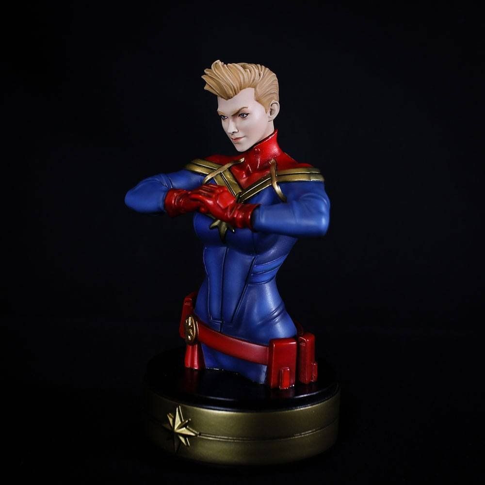 Figuren: Captain Marvel buste Captain Marvel 20 cm – Neu und originalverpackt aus St-Imier von ATTAKSHOP 2