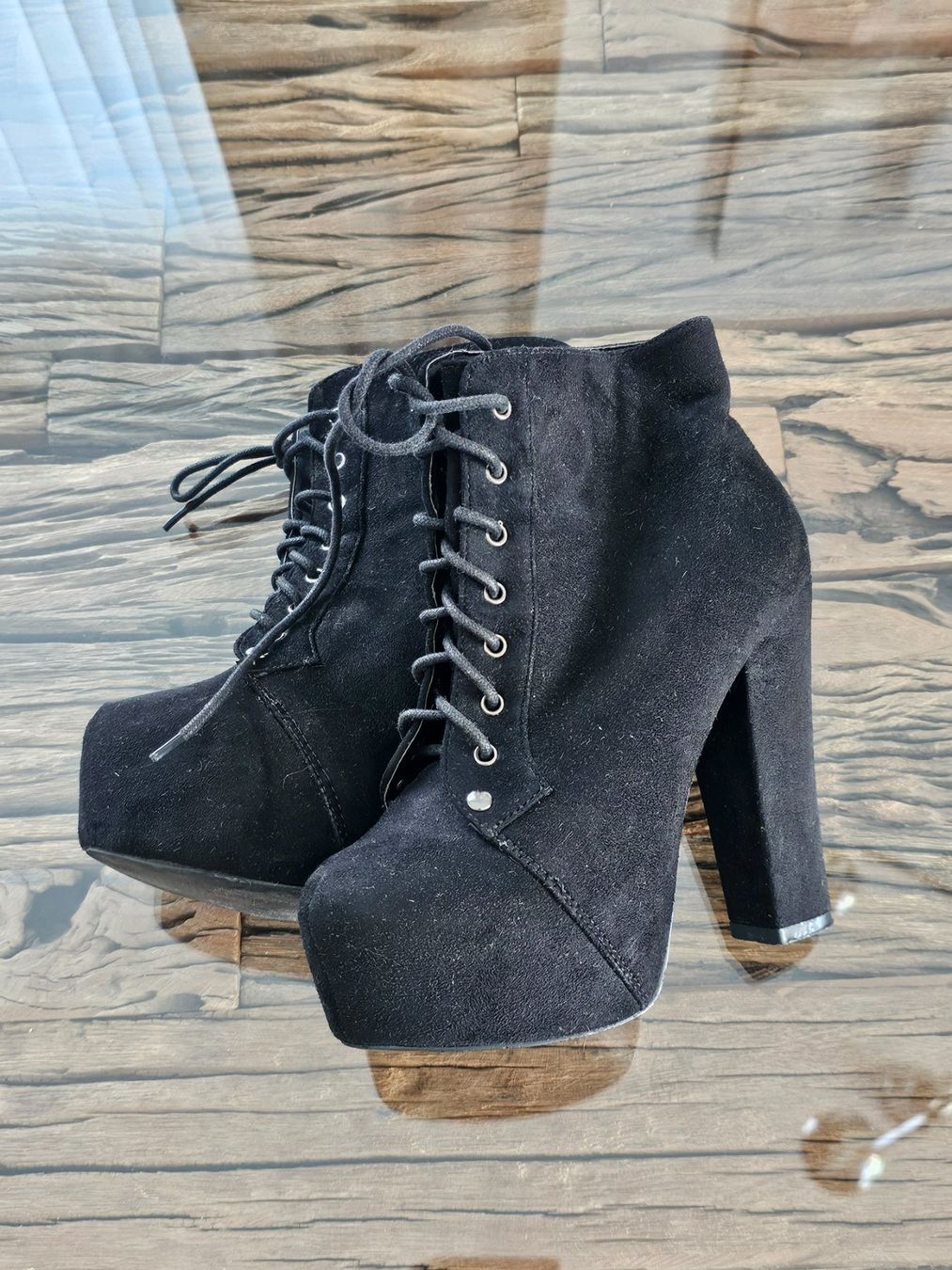 Chaussures femmes: Damen Stiefeletten Gr.37 – D'occasion à Birr par V-K 1