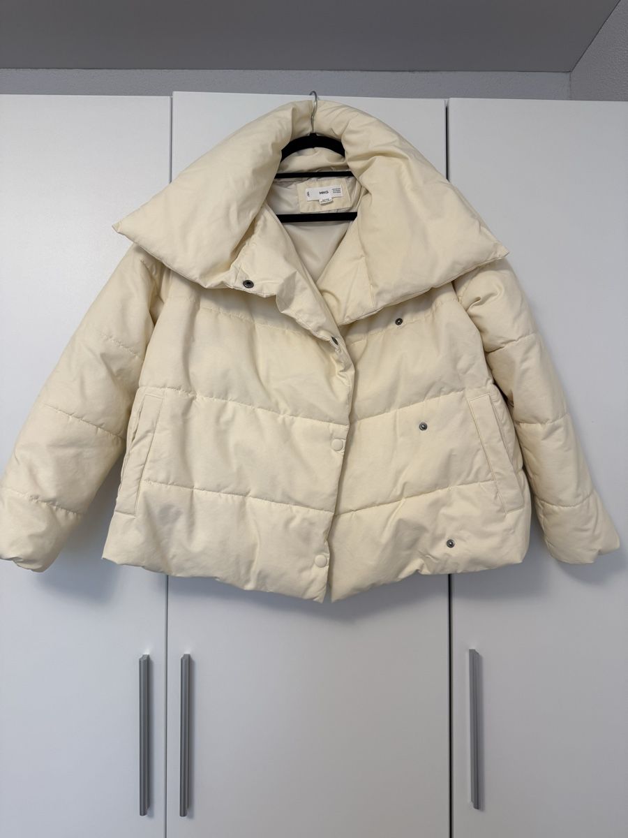 Mango Giacche: Mango Winterjacke XS-S – Nuovo (secondo la descrizione) da Niederglatt ZH venduto da Vladaa