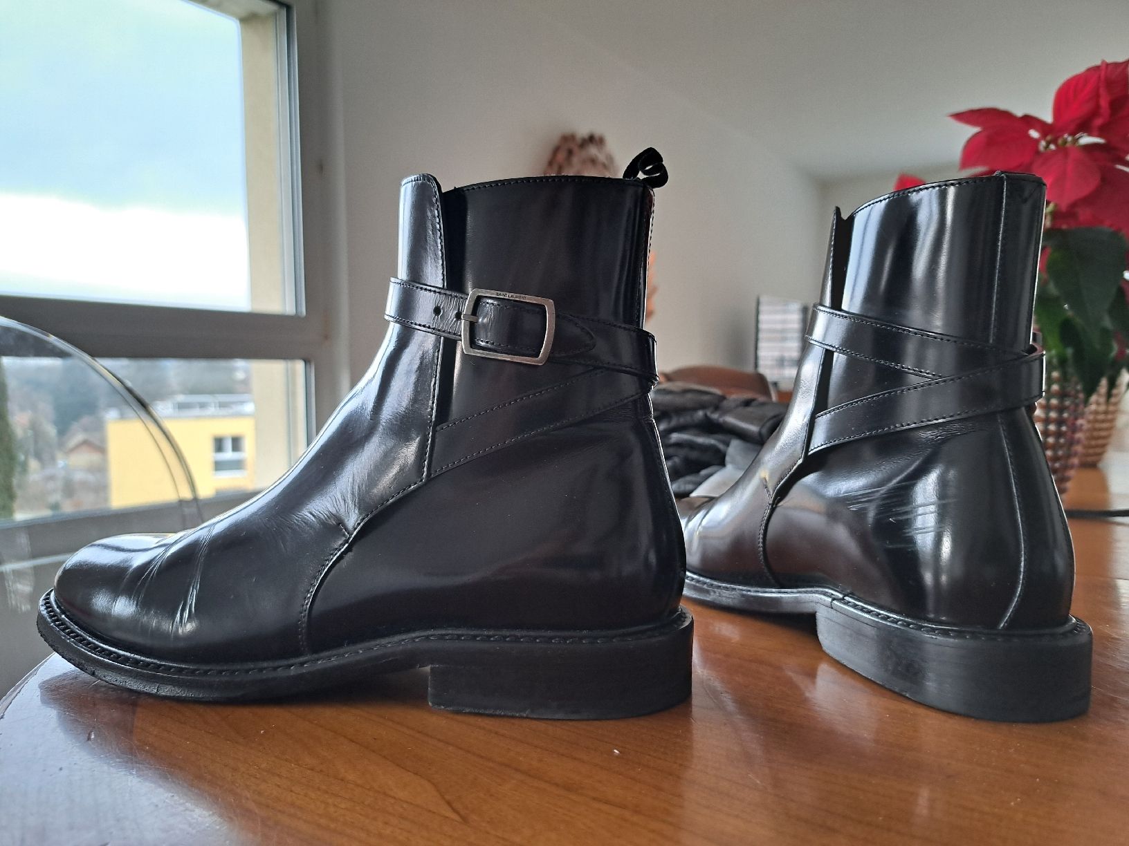 Saint Laurent Scarpe da donna: Saint Laurent ankle boots vernis – Usato da Hauterive NE venduto da Motta486 6