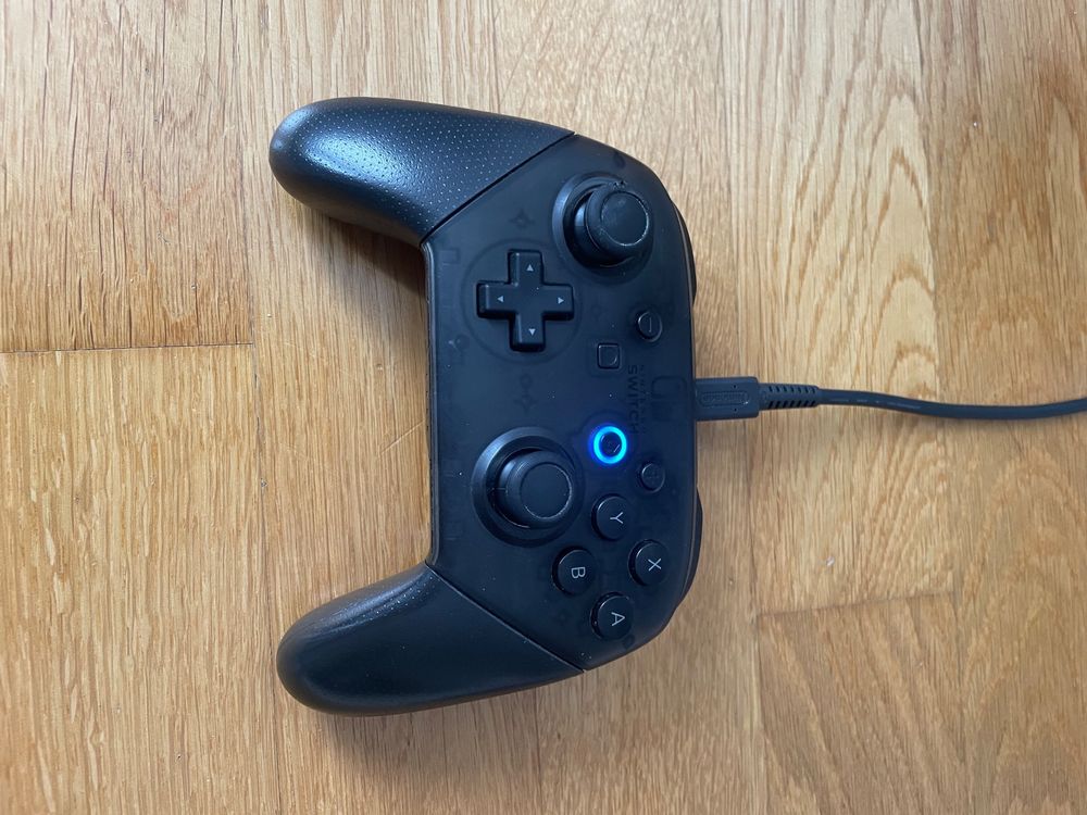 Switch Pro Controller (defekt) Kaufen auf Ricardo