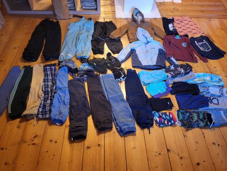 Riesen Kleiderpaket Jungen 122-128 Herbst/Winter