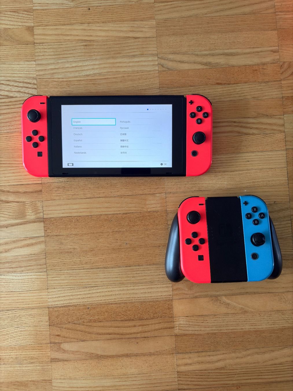 Nintendo Console: Nintendo Switch mit Zubehör – Usato da Nänikon venduto da anie1973 3
