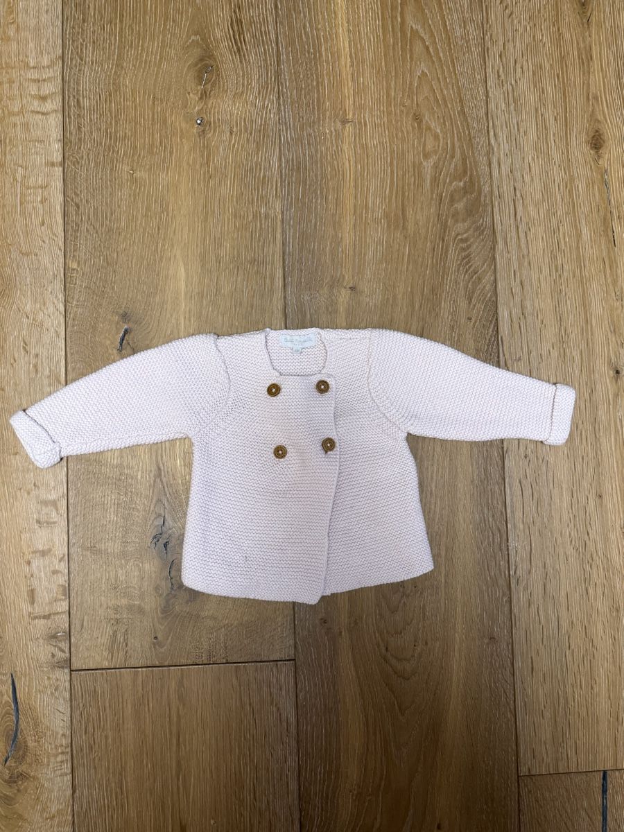 Vestes & Manteaux: Süsses Strickjäckchen in Grösse 68 – D'occasion à Pragg-Jenaz par gobrist
