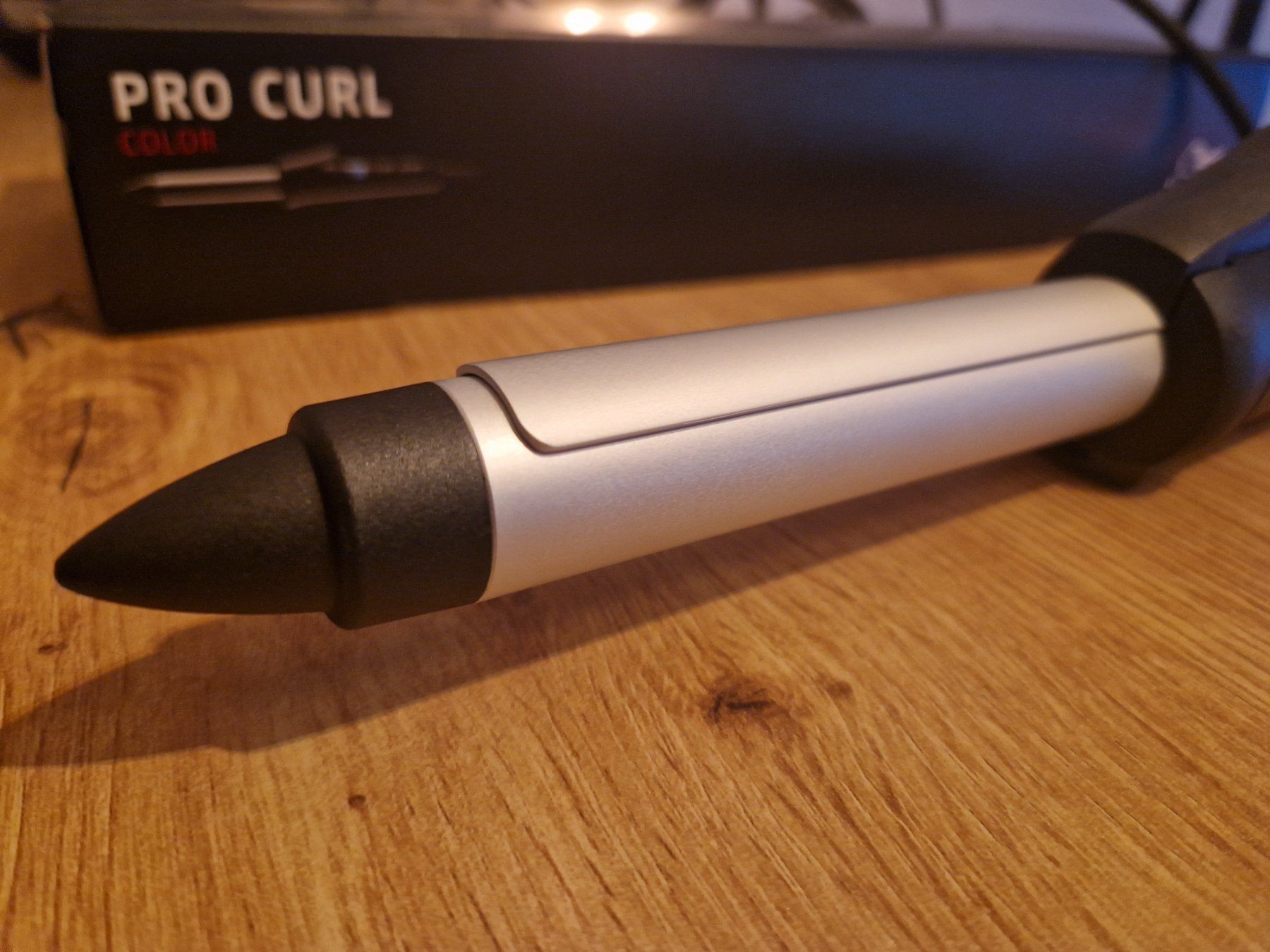 Piastre & Arricciacapelli: WELLA Lockenstab Pro Curl Color 24 mm – Nuovo (secondo la descrizione) da Niederhasli venduto da Z3RO 5