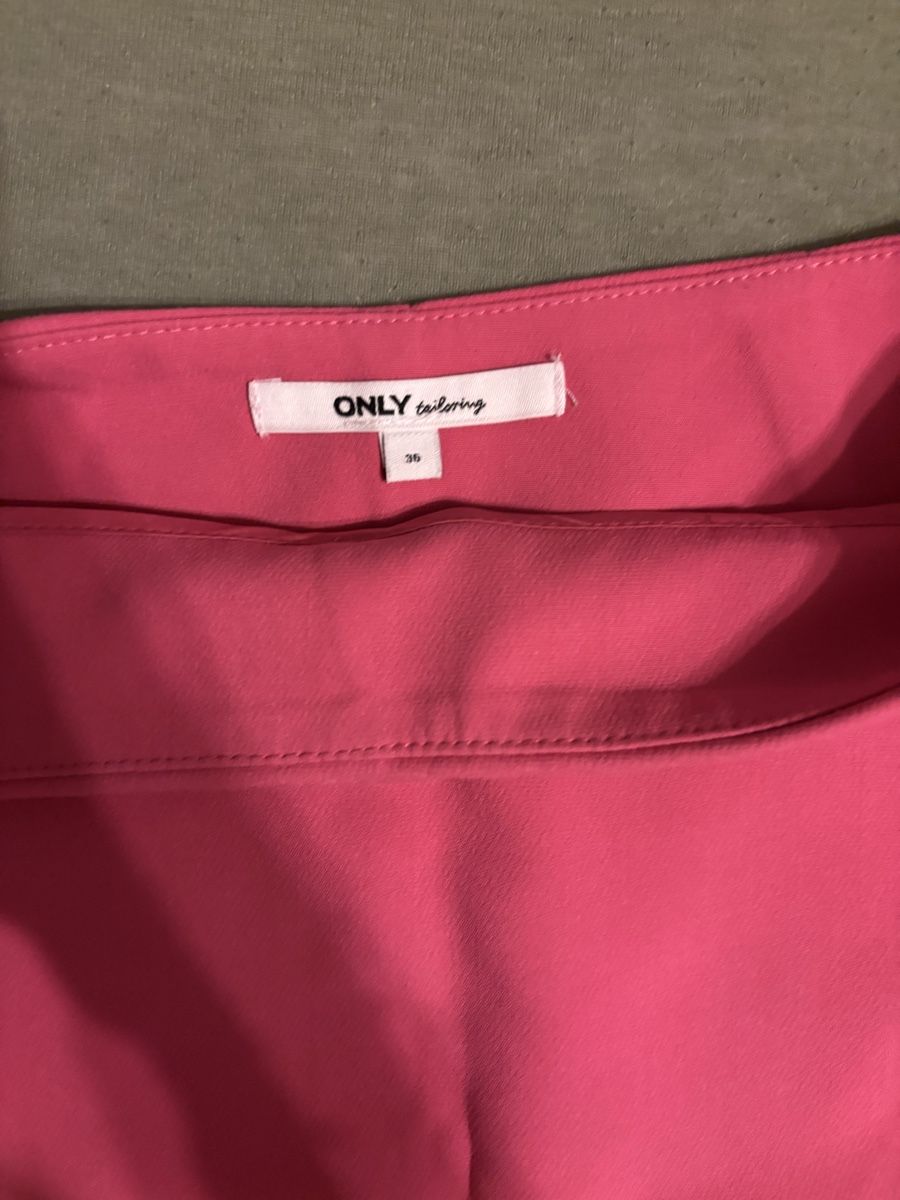 Only Gonne: Pinke Shorts/Rock – Nuovo (secondo la descrizione) da Olten venduto da zor_6npz 2