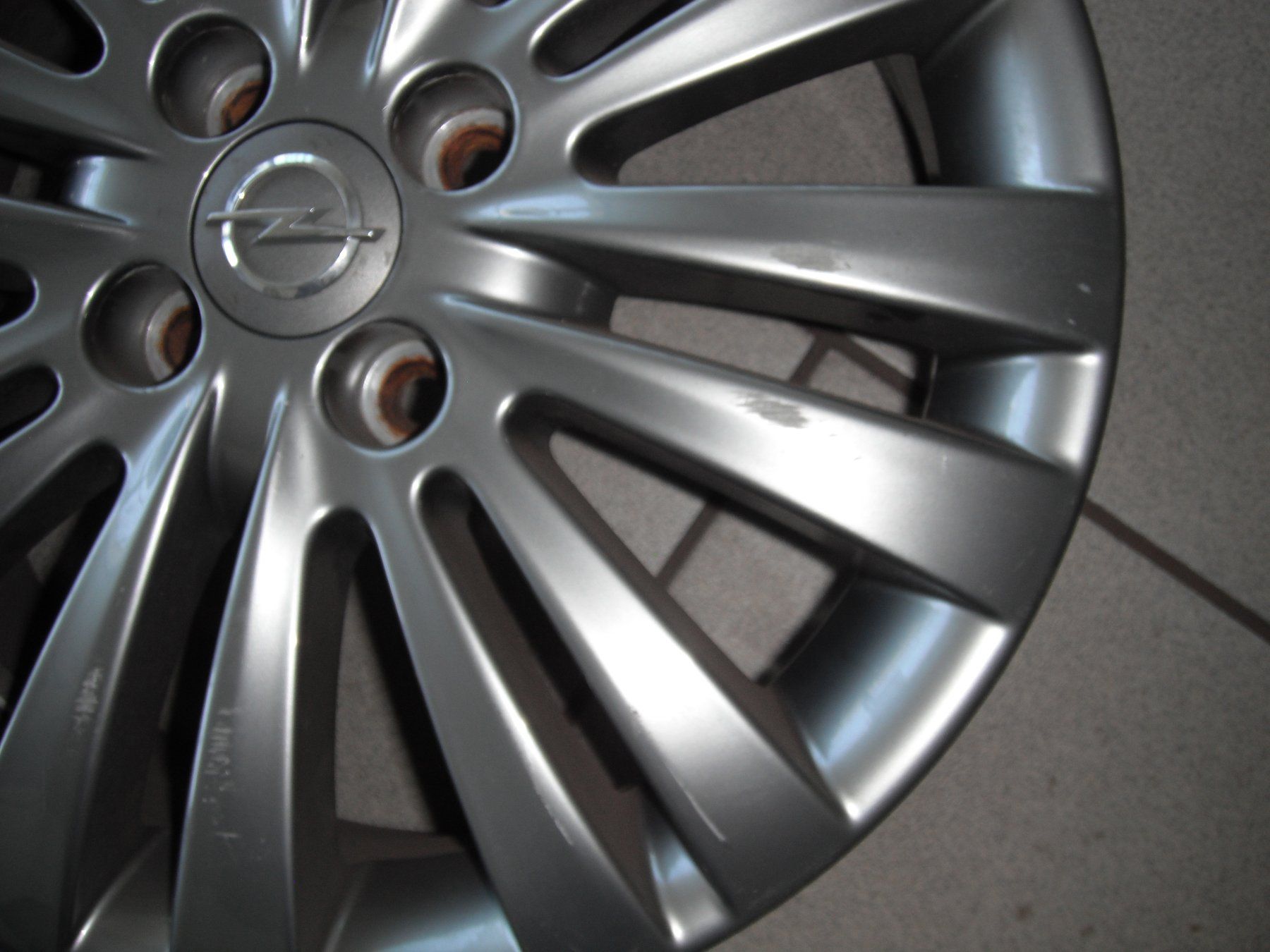 Opel Cerchioni: Opel Corsa D/E Alufelgen 6x16 ET 40 – Usato da Ruswil venduto da bauz01 4