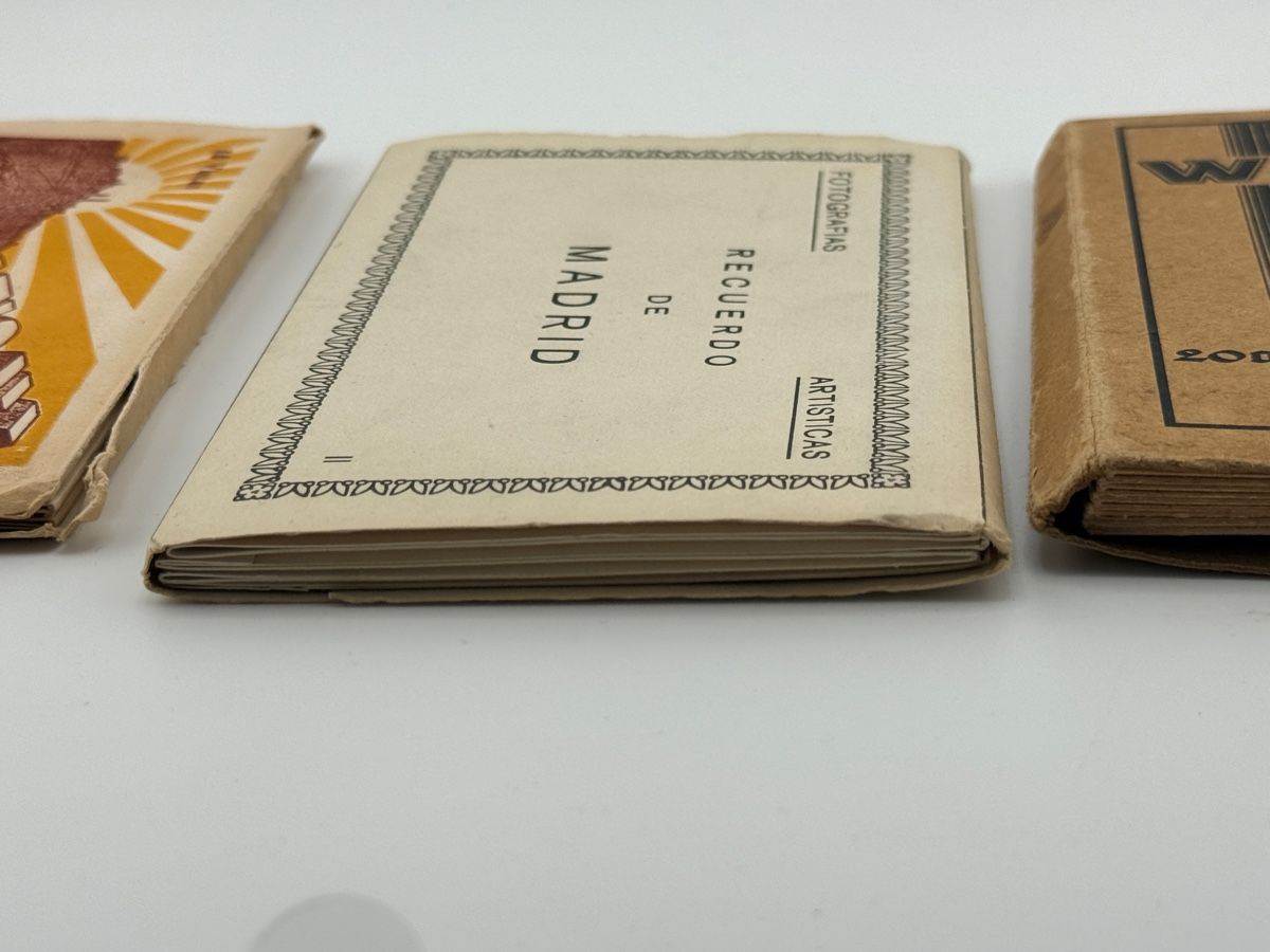 Ansichtskarten: 3 Postkartenhefte Barcelona Weimar Madrid – Gebraucht aus Zürich von Geniuss 3